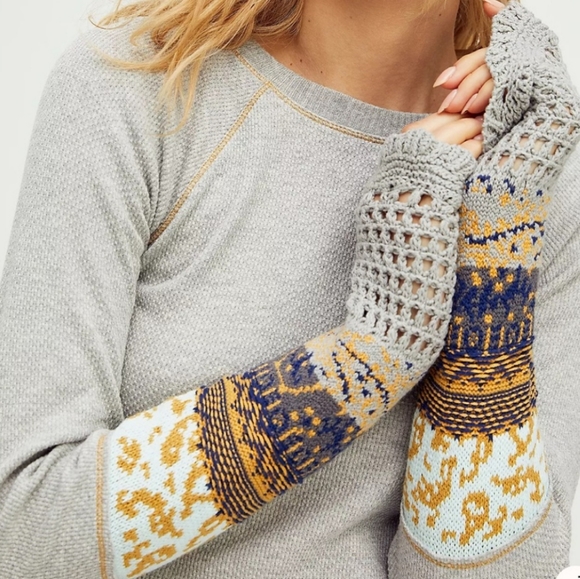 Free People In The Mix Cuff Thermal Tee Heather Grey Color LAST ONE Sz Small NWT - Picture 12 of 13